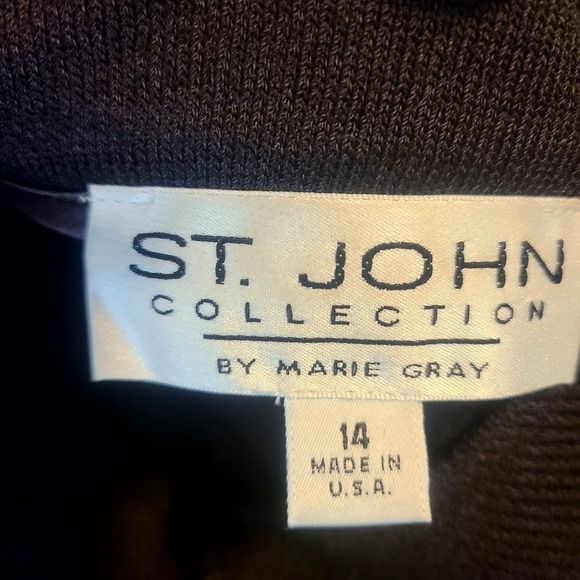 St. John Collection Women's Brown Long Sleeve Button Front Jacket Size 14 Knit‎ - Picture 5 of 5